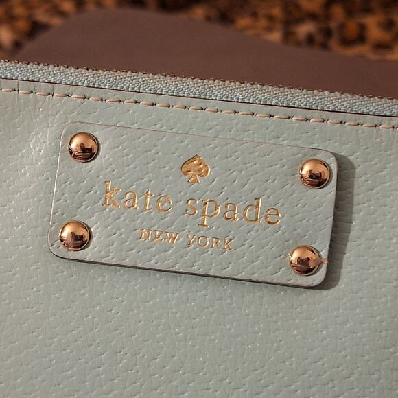 Kate Spade Wristlet Clutch Robin's Egg Blue Leather Pebbled Classic Retro Preppy - Picture 2 of 10